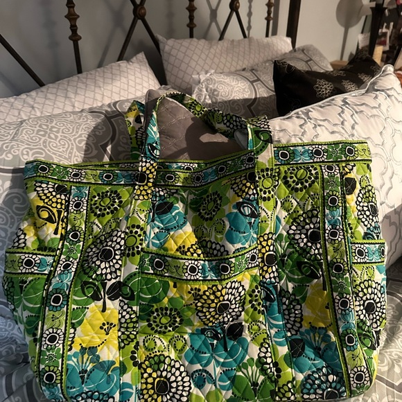 Vera Bradley Weekend overnight Bag & Garment Bag - Picture 2 of 6